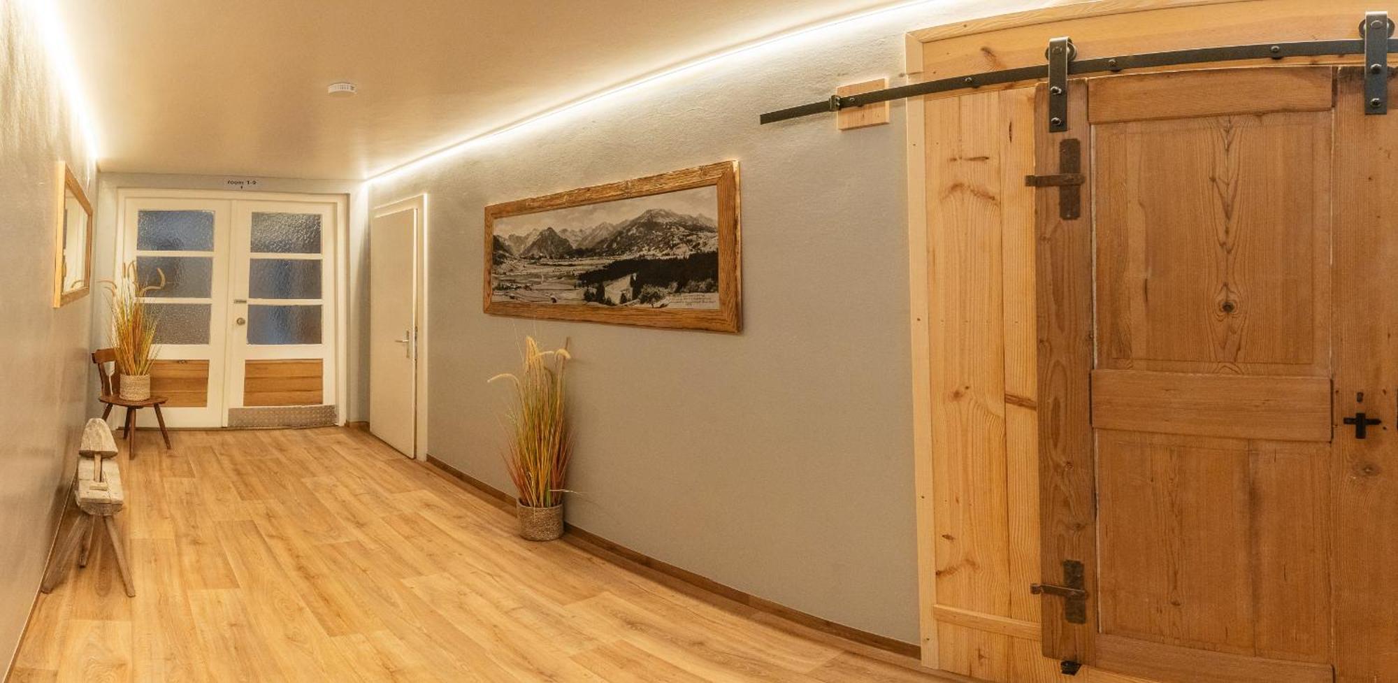 Hostel - Ron'S Guesthouse Оберстдорф Екстер'єр фото